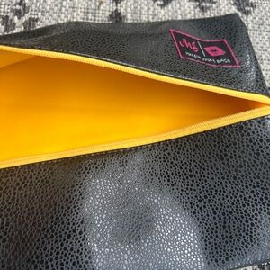 RARE 🩵  NWT HELLO SUNSHINE☀️ Makeup Junkie Bag- Medium